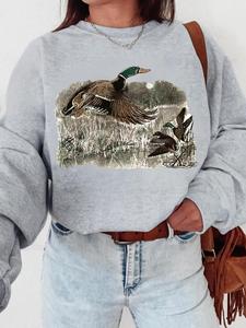 vintage duck print drop shoulder sweatshirt, casual long sleeve round neck pullover for fall & winter, women's clothes for daily wear