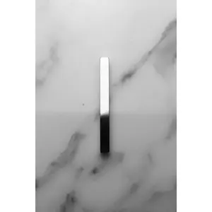 Hidden Dephts Vertical Pendant
