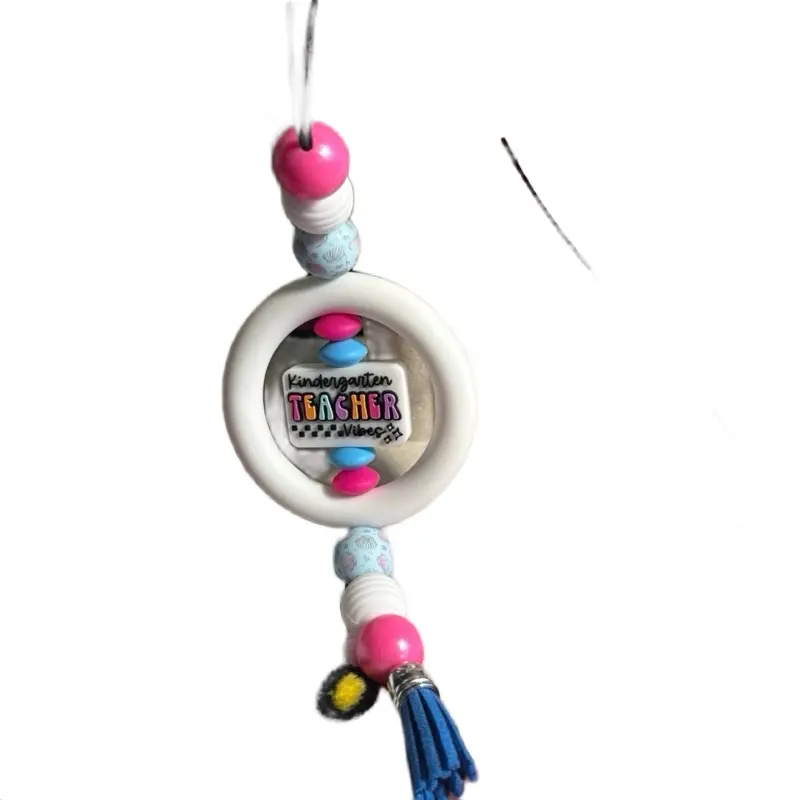 Review Hanger - Detailed Image Description Not Provided