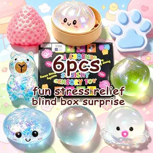 6 Piece Set Stress Relief Toys, Soft Dough Baozi, Cute Strawberry Cat Paw Squeeze Toy, Kawaii Squishy, Kawaii Healing Gift, Random Colors