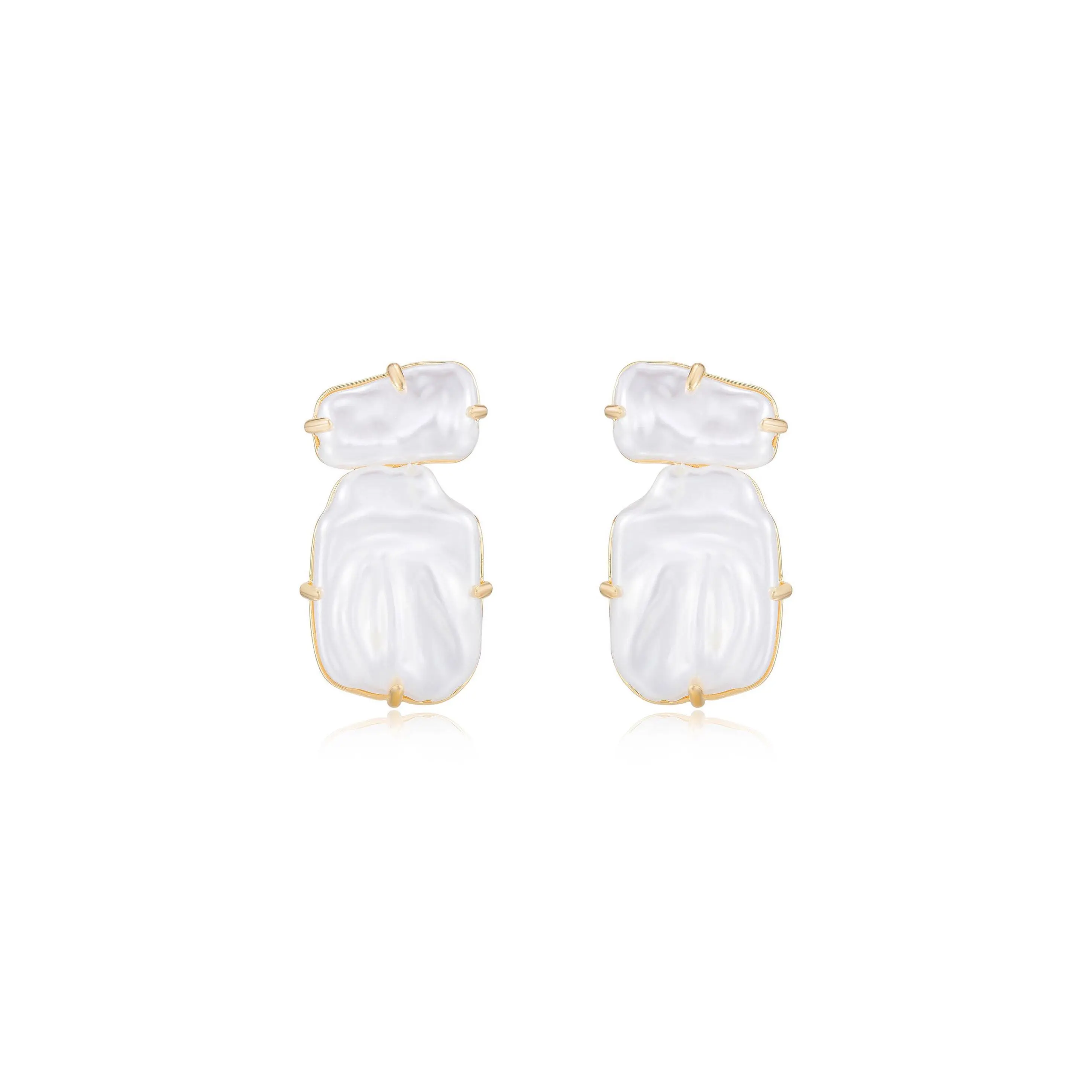 Edge of Water Double Pearl Earrings - Fashion Accessory