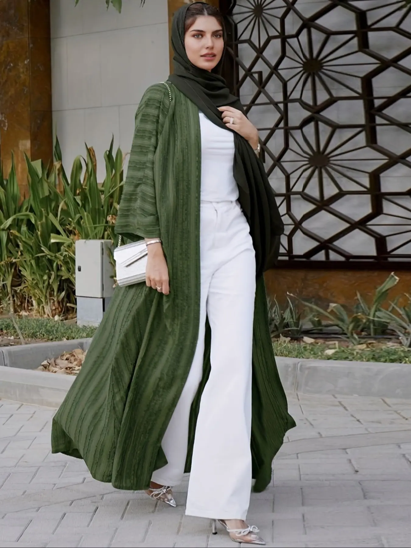 Elegant Open Front Abaya, Textured Pleated Maxi Dress, Loose Fit Muslim Dubai Kaftan, Elegant Islamic Clothing, Casual Dustproof Outerwear, Caftan, Loose Abayas