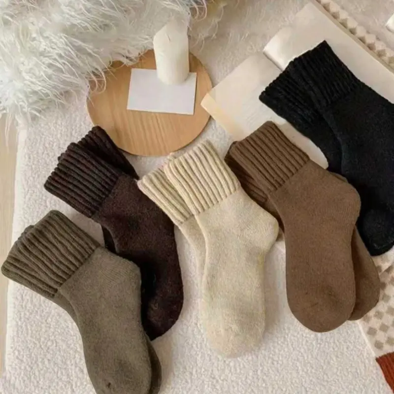 Women's Winter Socks Warm Thick Knit Knitted Soft Vintage Casual Mid-Calf Fuzzy Socks For Cold Weather, 5 Pairs, Fall & Winter, Plain Pattern, Snug Fit, Minimalist, Fitted Casual Socks, Casual Daily Socks, Sock Packs