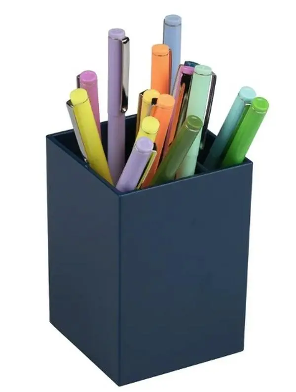 1 Custom Pen Holder