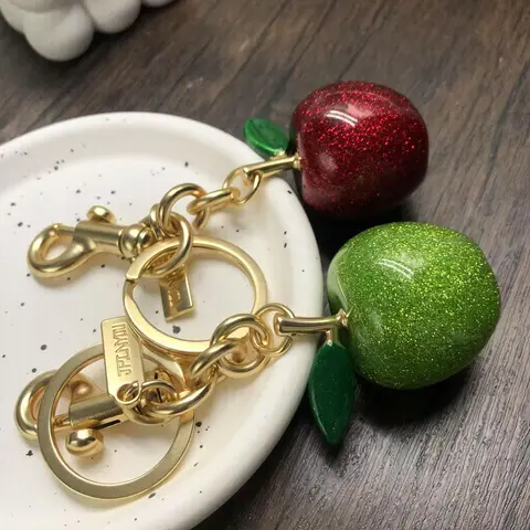 Vintage Casual Fashion Keychain - Retro Watercolour Art Charm, Auspicious Peace Pendant, Key Charms for Car Keys, Keychain Collectibles Tranquility Gift Accessory