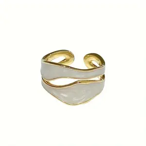 Elegant Gift Ring for Mom