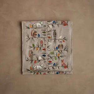 Christmas Tree Trimmers Table Runner