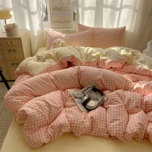 New 3pc Pink and white small grid duvet cover three piece set (one duvet cover+2 pillowcases), skin friendly, soft, sticky, breathable, not stuffy, fresh and girly, machine washable, not prone to pilling