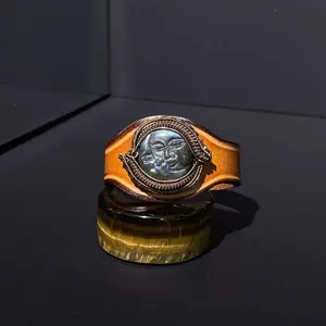 High-quality Labradorite Sun-Moon Face Carved Copper Wire-Wrapped Adjustable Bracelet