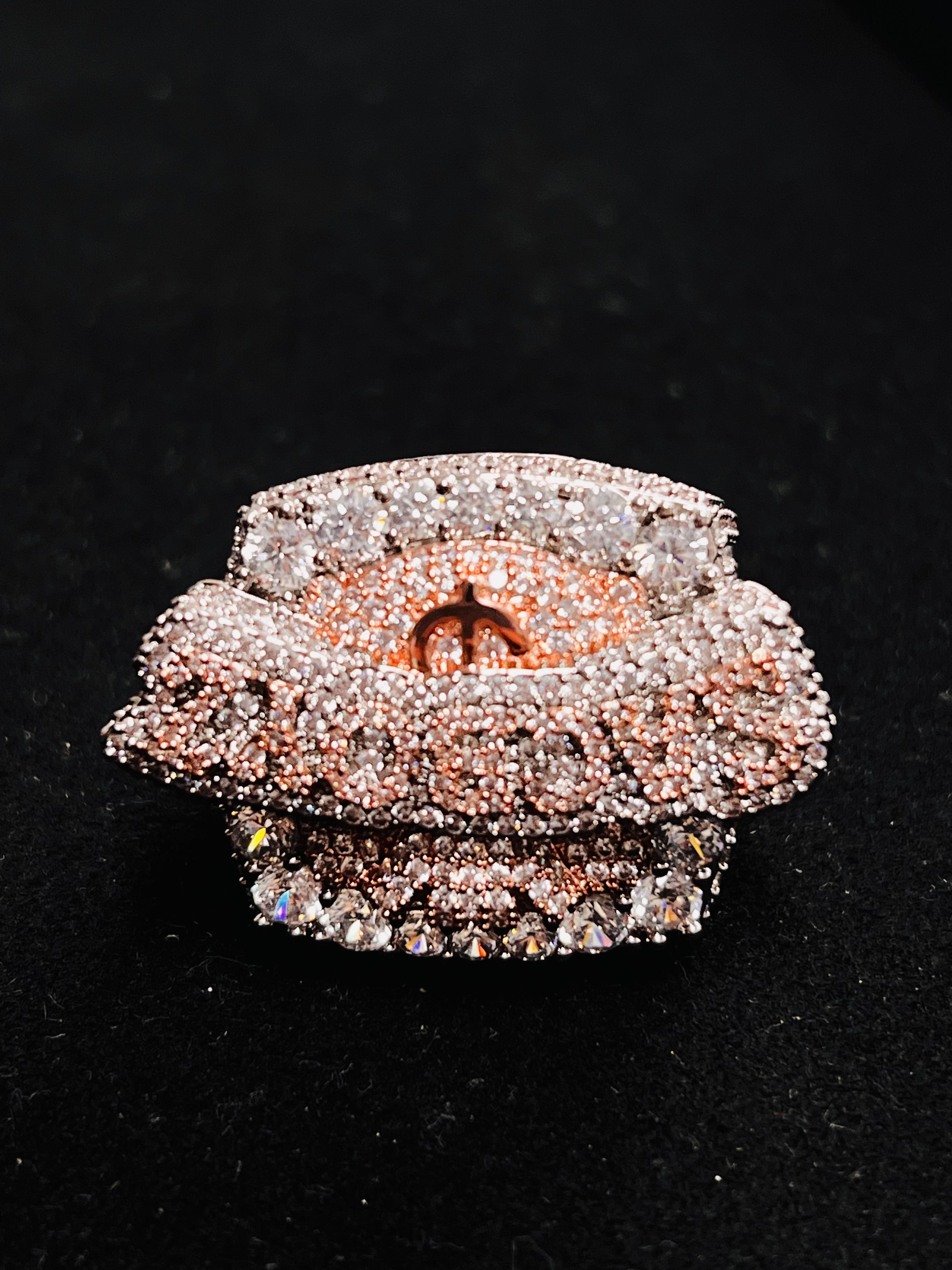 Luxury chilled personalized hip-hop boutique jewelry men's chilled champion ring genuine VVS silicon diamond ice-feel luxury style ring men's high-end ring, Mother's Day and Father's Day gift, large party wearing accessory