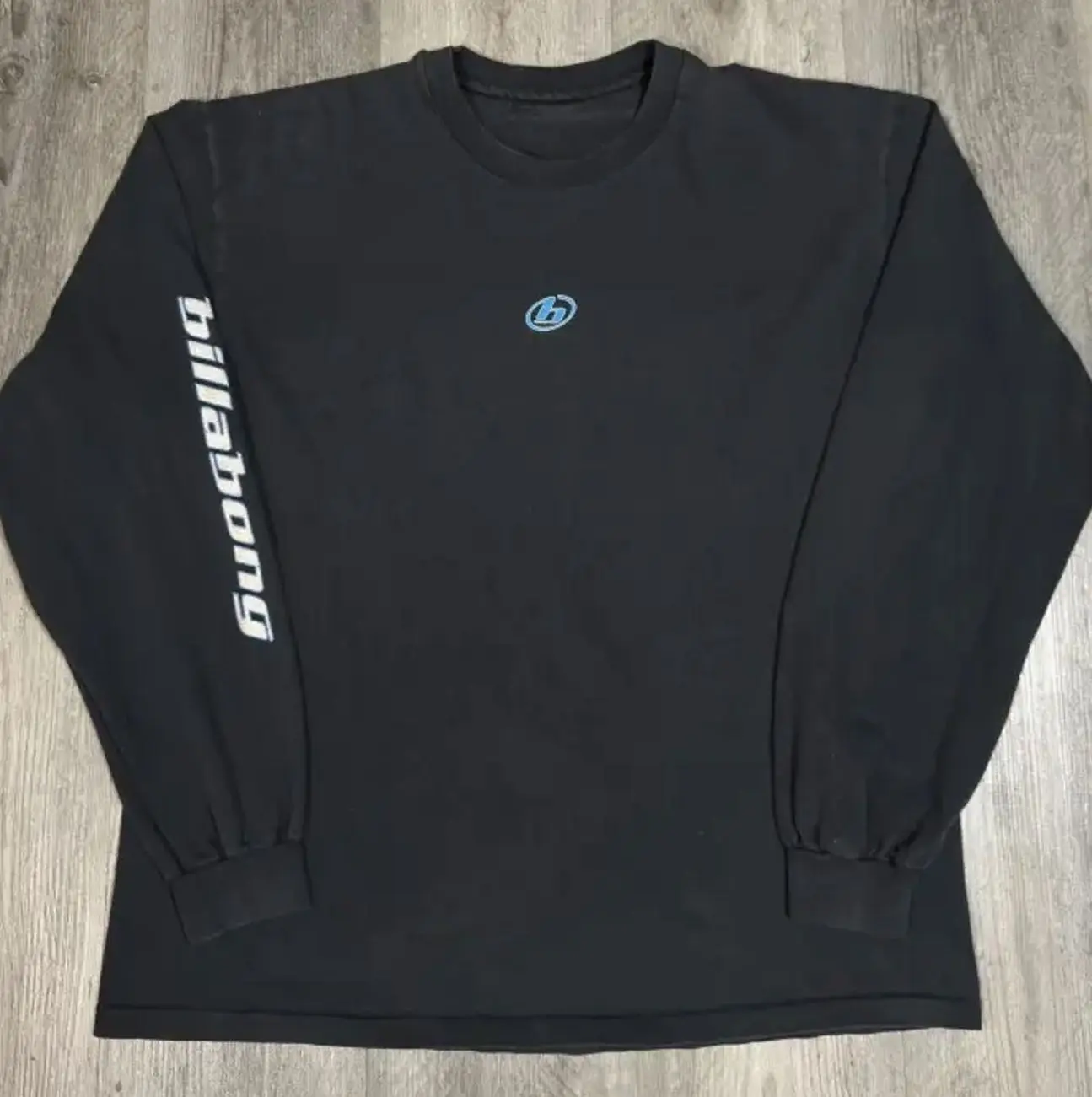 Vintage 90s Billabong Longsleeve Y2K, Hurley Men's Black Long Sleeve Tee