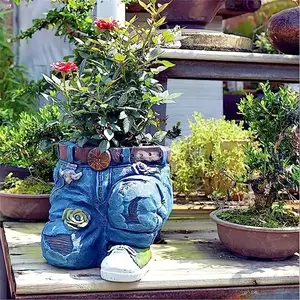 Vintage Denim Jeans Planter Pot, Whimsical Floral Garden Statue, Outdoor Decorative Sculpture, Garden Decoration, Durable Unique Yard Art Garden Lovers Gift Idea