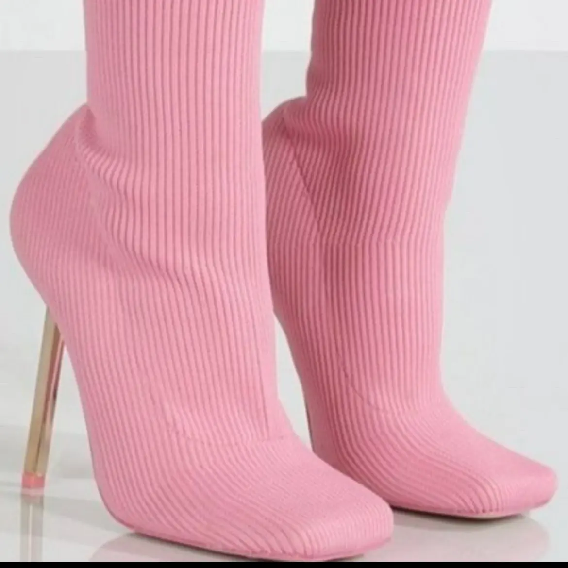 Women Lt Pink Knit Square Toe Bootie