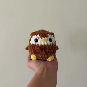 Crocheted Owl Stress Bird Plushy - Adorable Brown & Yellow Design for Relaxation