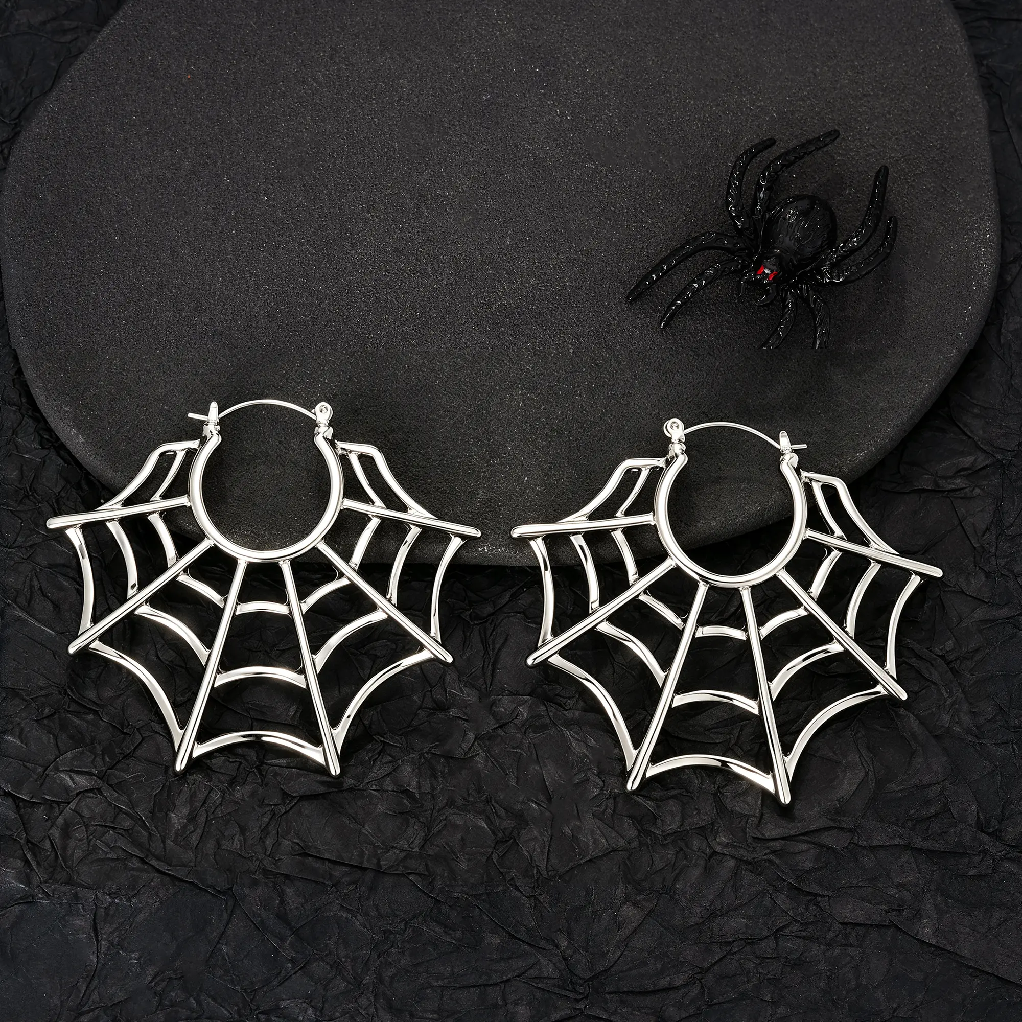OUFER 2PCS Pair Spiderweb Hoop Earrings for Women, goth vibe Earrings