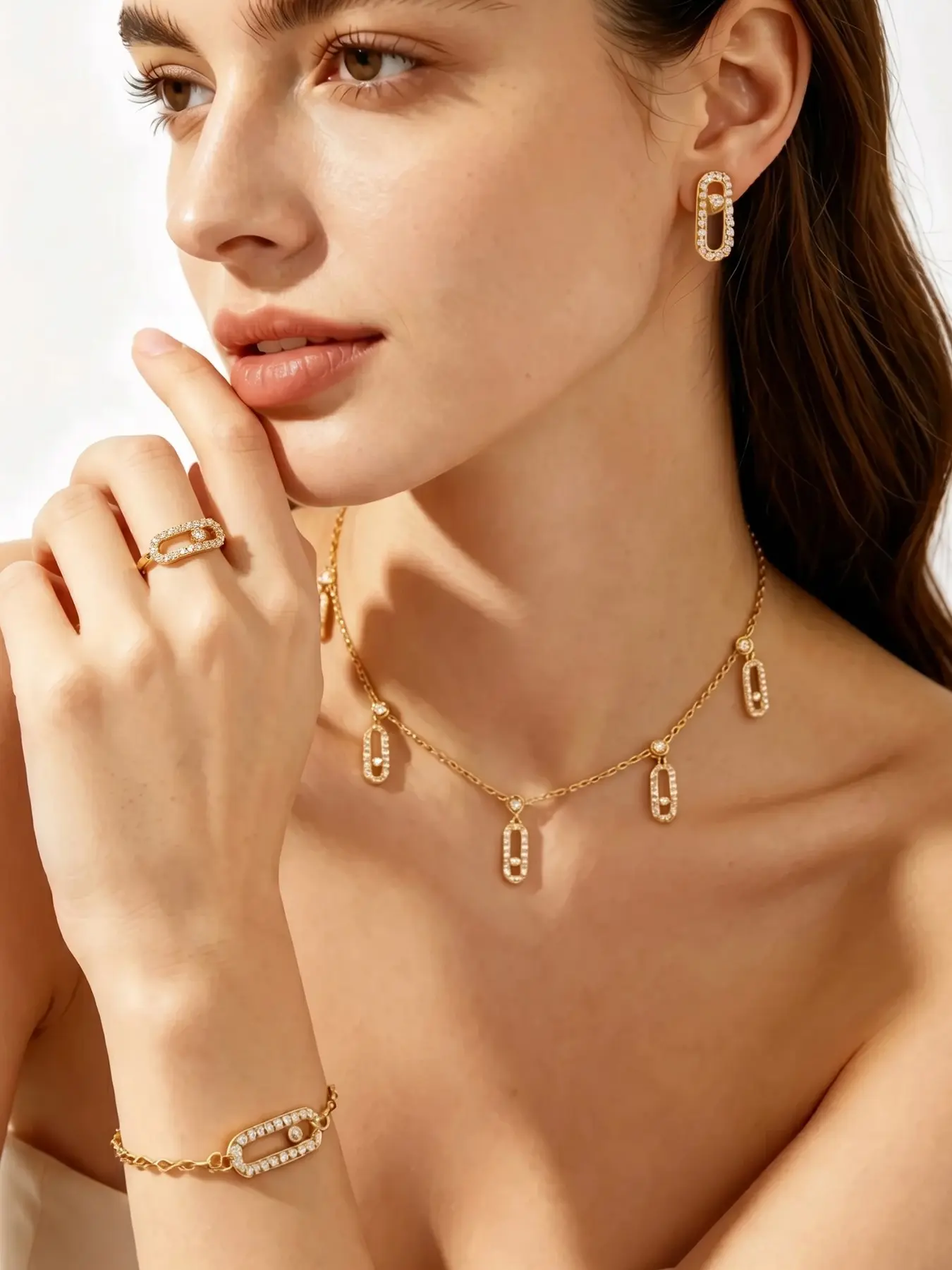 Pin Four-Piece, Fashionable Accessory for Women, Perfect for Parties and Gifts, Elegant and Stylish Design, Accessories Set, Jewellery Gift Set, Boho Jewelry Set