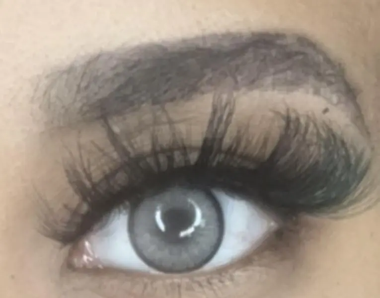 Autumn eyelashes