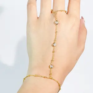 Aurora Touch Hand Chain Gold Aurora Touch Hand Chain Gold