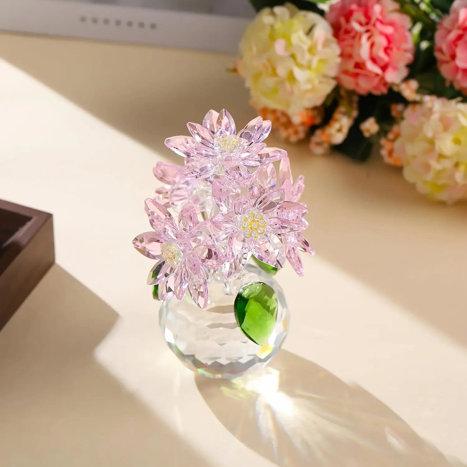 Crystal Daisy Figurine, Spring Flower Home Decoration Artwork, Elegant Present for Mother'S Day And Weddings - Emblem of Purity And Happy New Starts