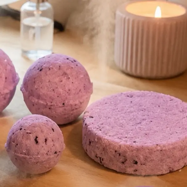 Bath Bombs and Shower Steamers Set - Relaxing Self-Care Essentials for Bath and Shower Use Christmas Kids'