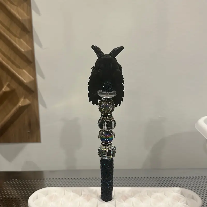 Regular Clay doll pen