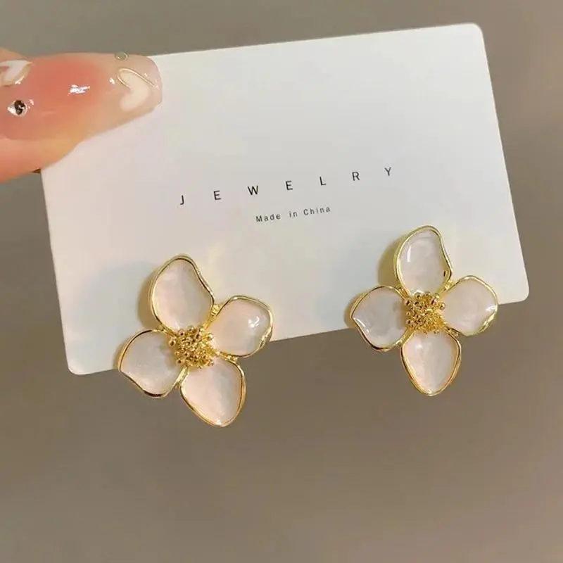 Hibiscus Dropped Glaze Flower Stud Earrings for Women Girl French Vintage Fashion Accessories Wedding Romantic Jewelry Gifts