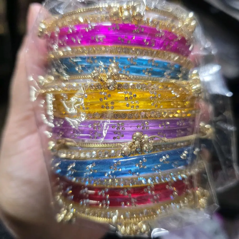Glass bangles with 4 Kashmiri gungroos