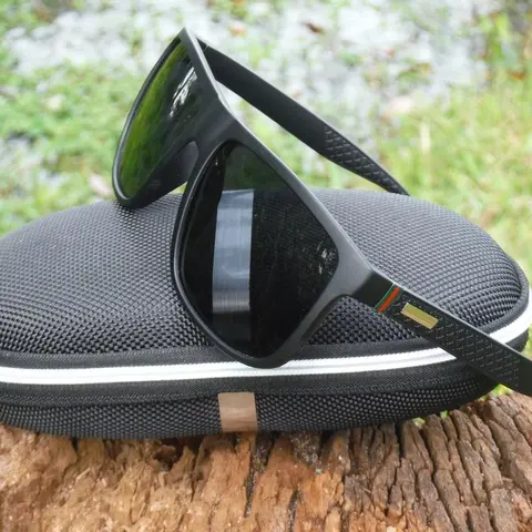 Galaxylen Retro 80s Sport Sunglasses - Men & Women Glasses - 100% UV Protection - Polarized Design