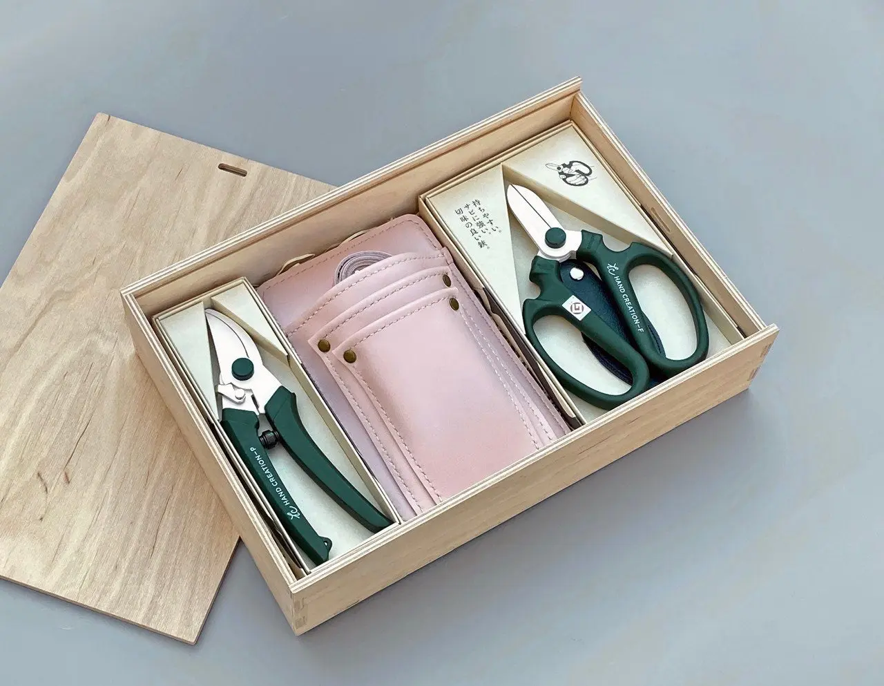 Florist/Gardener Tool Kit, Sakagen Flower Scissors/ Pruner, Floral Tool Set
