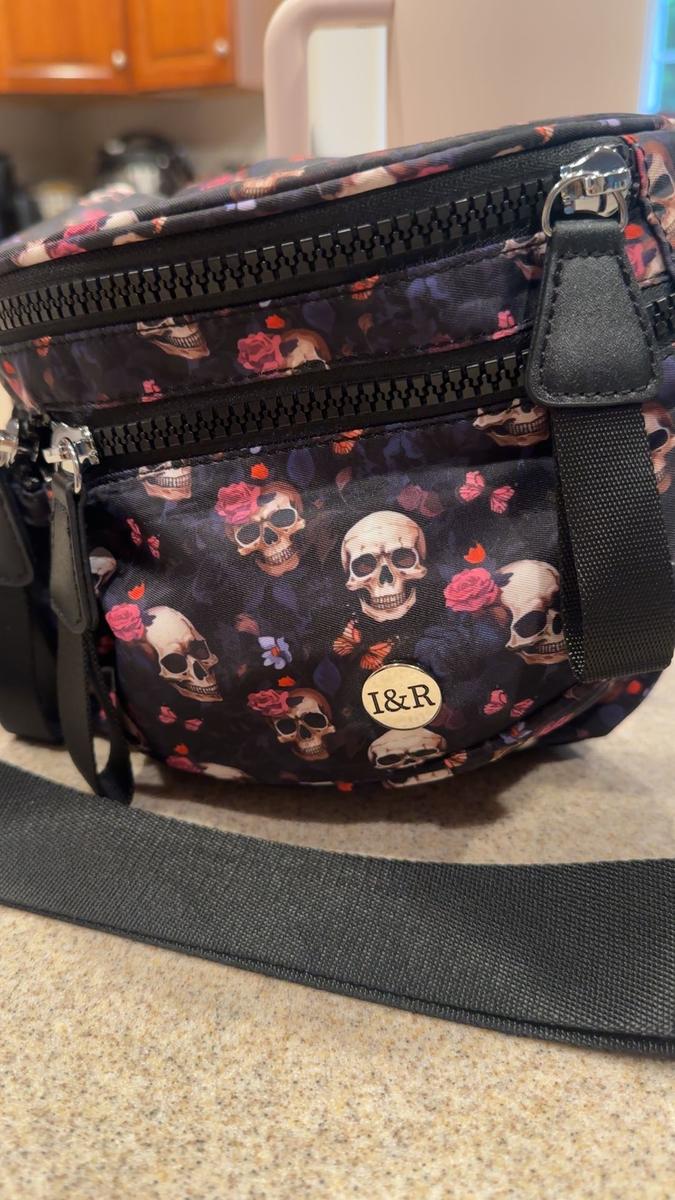 Item: Blooming Skulls