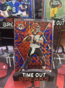 2020 Panini Mosaic Joe Burrow Rookie Card.