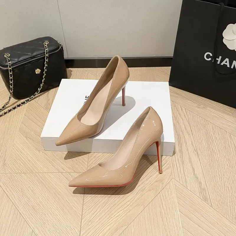 New 2025 Autumn Black Patent Leather Pointed Women's High Heels Sexy Women's Dresses Slim High Heels Walking Shoes Girl(Raincoats)Gift New 2025 Autumn Black Patent Leather Pointed Women's High Heels Sexy Women's Dresses Slim High Heels Walking Shoes Girl(Raincoats)Gift