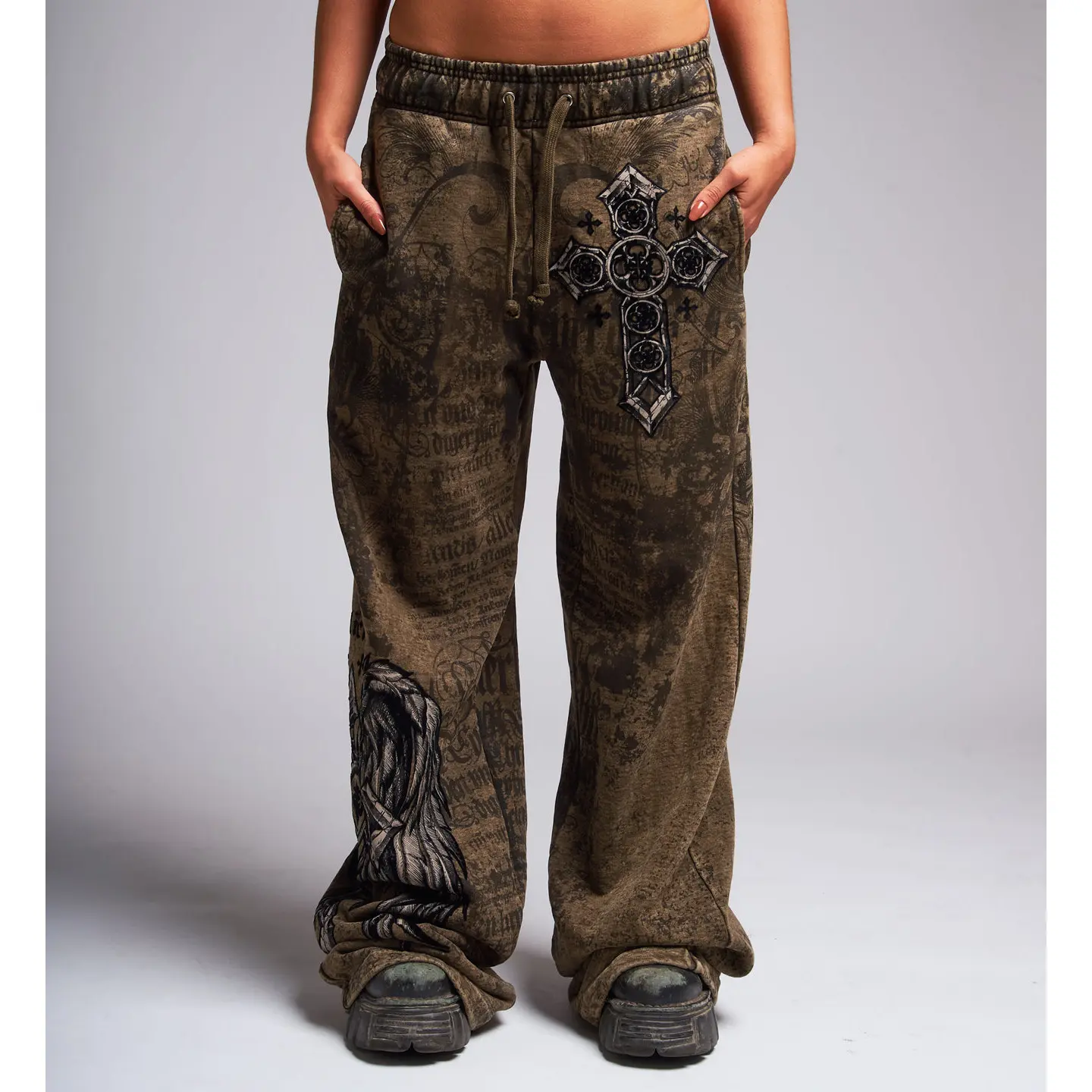 Affliction Women's Sweatpant Crossed