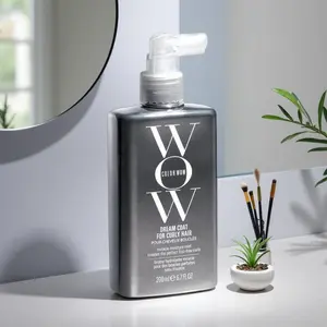 Color Wow Dream Coat For Curly Hair Anti-Frizz Anti-Humidity Smoothing Treatment Defines Curls