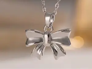 Dainty Bow Necklace – Gold or Silver Cute Minimalist Jewelry Gift for Her