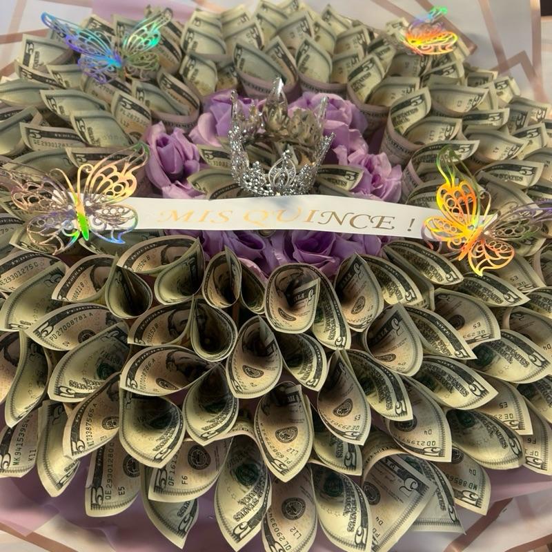 Artificial Flower Bouquet with Money Design and "MISUNICE!" Banner - Unique Decorative Item