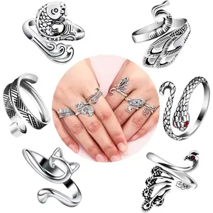 6 count Crochet Ring, Adjustable Crochet Ring Finger Yarn Guide Knitting Tension Rings for Crocheting  Snake Yarn Ring for Crochet Grandma Mother Gifts