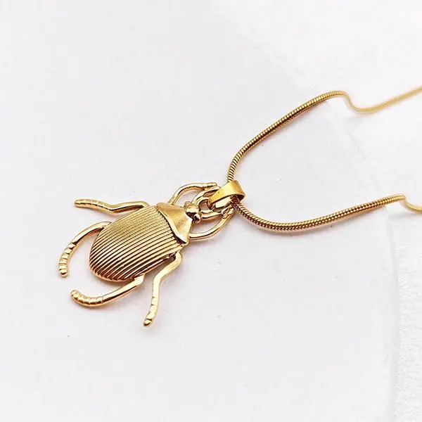 Women's Sturdy 304 Stainless Steel Beetle Pendant Necklace, Elegant Insect Series Fashion Accessory, Bold Innovative Gift for Friends