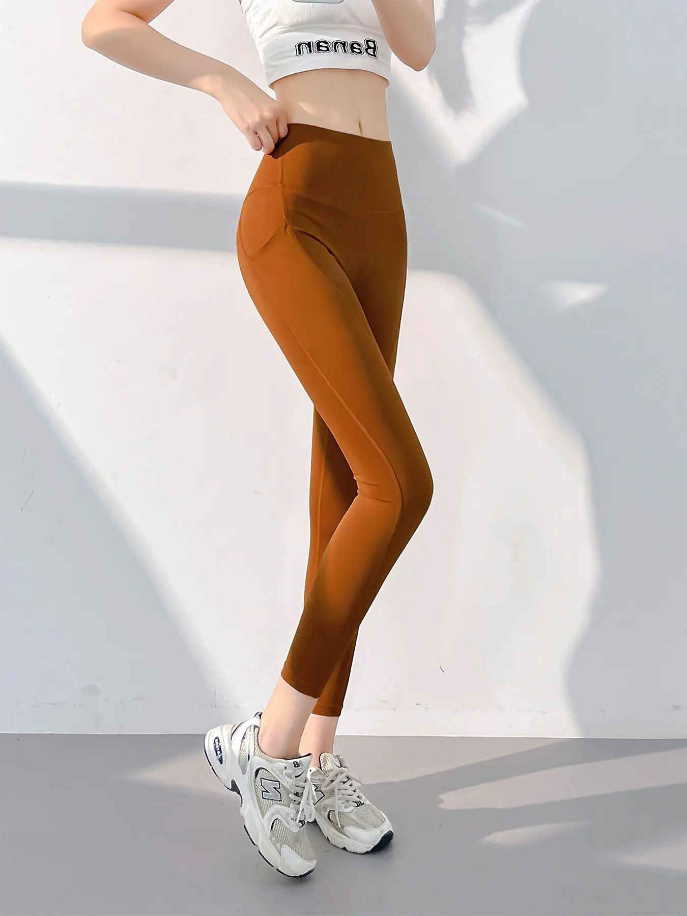Women's High Waist Yoga Pants with Side Pockets, Stretchy Gym Running Leggings, Fall Winter Workout Trousers, Tight Fit Sportswear