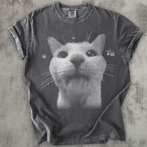 Y2k Retro Freaky Cat T-shirt, Vintage Graphic Tee, Silly Cats Shirt, Comfort Colors, Gag Gifts, Trendy Tees, 2000s T-shirt, 90s Clothes
