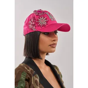 VAL BROOCH HAT VAL BROOCH HAT