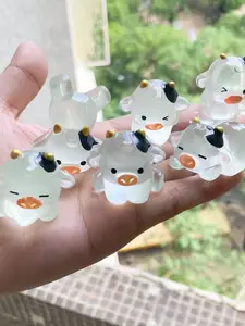 5pcs/10pcs Glow-In-The-Dark Cow Pendant Resin Fluorescent Convex Gemstone, Cute DIY Craft Accessories, Adorable Decorative Ornaments