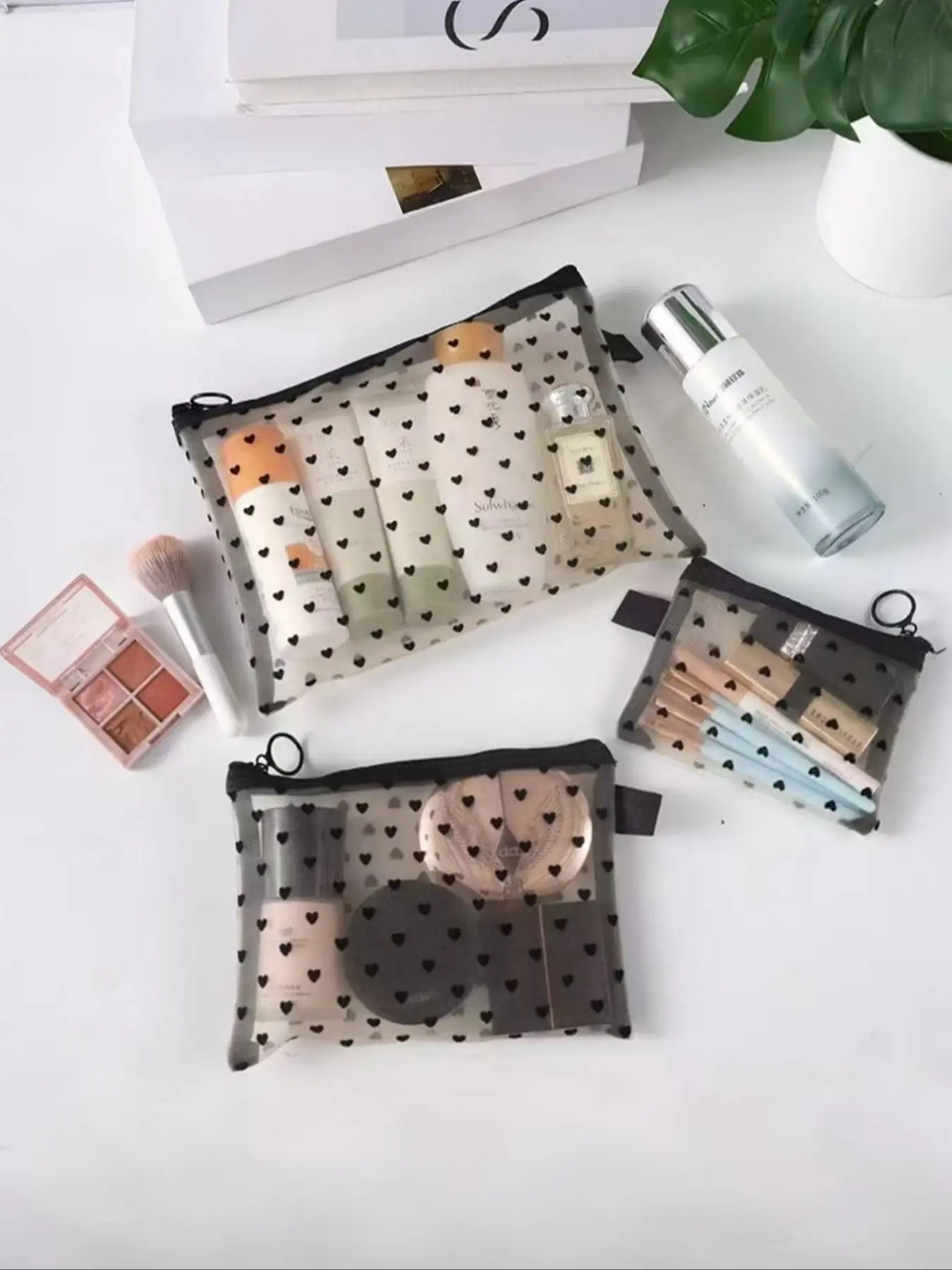 Love pattern Ins-inspired storage bag set of 3, Nylon mesh transparent makeup brush bag, girly heart-filled breathable skincare product storage bag, high-looks travel portable Travel Cosmetic Bags, Makeup Pouch, Beauty storage pouch, Cosmetics Bag