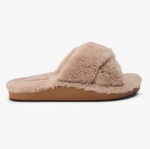 OluKai Hila Heu Women’s Cozy Comfort Slipper Sandals