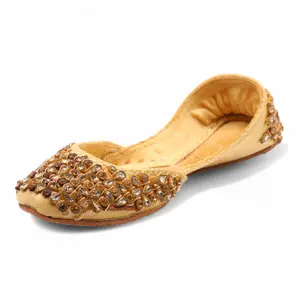 Aurora - Gold Bridal Jutti