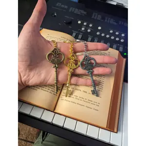 Key Keychains Skeleton Key Cute Keychain Vintage Style Keys Gold Keys Silver Keys Bronze Keys Gift for Her Bridesmaid Gift Ren Faire cosplay
