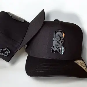 San Judas Hats Black/Red Snapback Curved Cap Unisex Cotton Casual Hat with Snapback Closure and Striking Red Accents