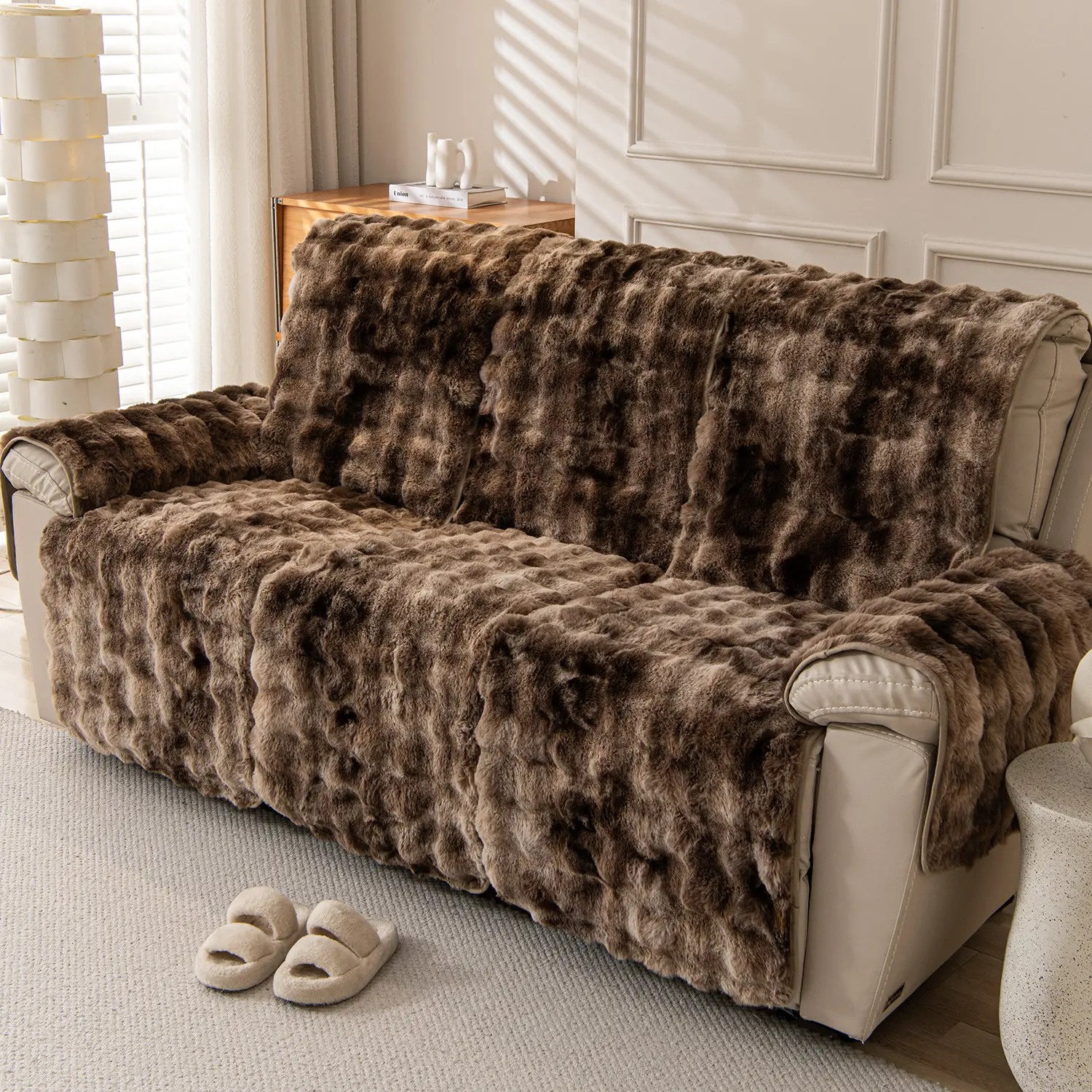 Practical Gradient Super Soft Warm Plush T-Cushion Recliner Sofa Cover Set (3-Piece/4-Piece/5-Piece for 1-Seat/2-Seat/3-Seat Sofa), Non-Slip, Pet-Friendly, All Seasons, Easy to Use, Machine Washable