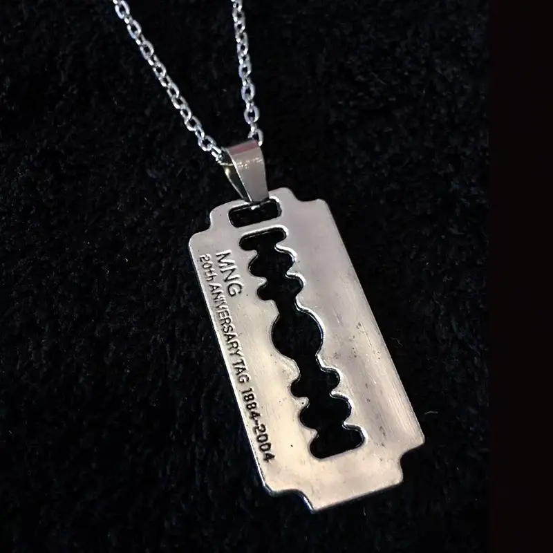 Y2K Aesthetic Razor Blade Pendant Necklace - Edgy Vintage Punk Goth Grunge Jewelry for Men and Women