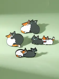 4pcs/set Mean Cats Enamel Brooch Pin fashion Decorative Brooches Ornaments Lapel Bag Badges Jewelry Gifts